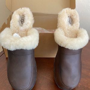 Ugg Australia Womens clogs